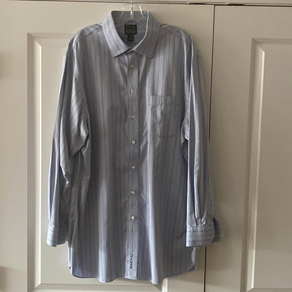 Jos A Bank Signature Collection wrinkle free 100% Cotton Tailored Fit: 17.5 - 35
